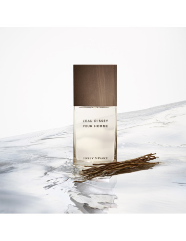 ISSEY MIYAKE L'EAU D'ISSEY POUR HOMME VETIVER Type du produit: Eau ...